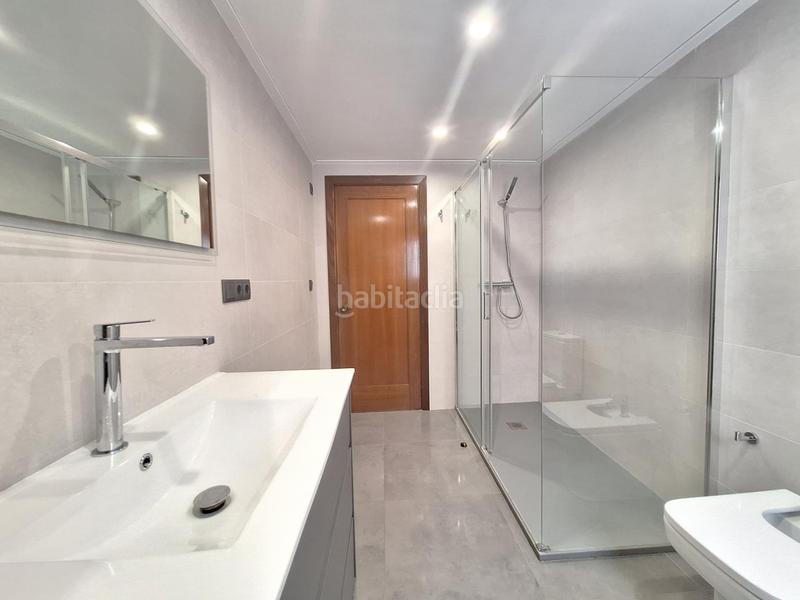 Foto 25a54693-3503-4d84-9fcc-a6fffa80ad03. Alquiler piso cul834 fincas girbés presenta piso en alquiler en avenida santos patronos en Alzira