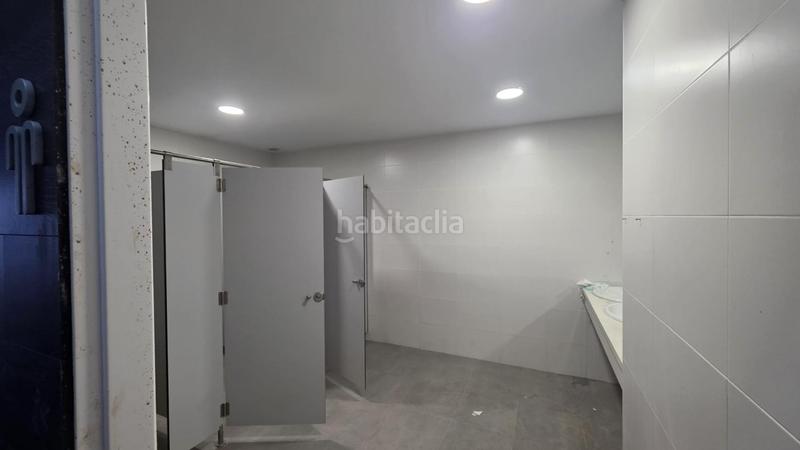 Foto dc8ae721-4a92-47df-9f05-47c16b9e7dcb. Fabrikhalle in Algemesí