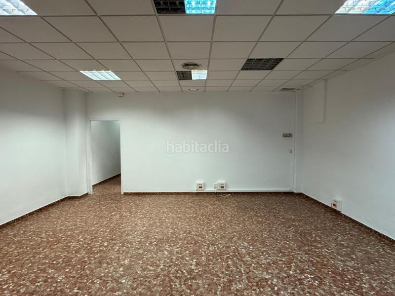 Foto c1a7c8b7-af93-4b6d-b721-a1f4da311992. Geschäftsraum in Algemesí
