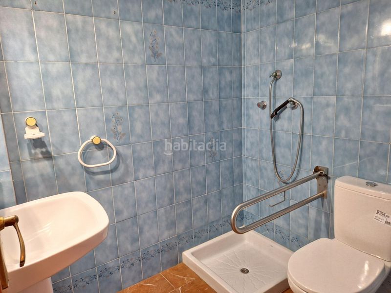 Foto e2e39b23-b3ec-4564-a916-f1fe404cc192. Casa adossada amb aparcament a Algemesí