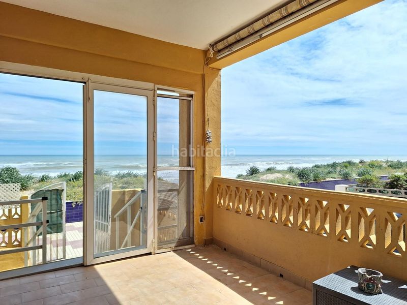 Foto e46a6b2a-a914-4a8b-b489-90d0ee2c7c38. Casa adossada amb aparcament a Mareny de Barraquetes Sueca