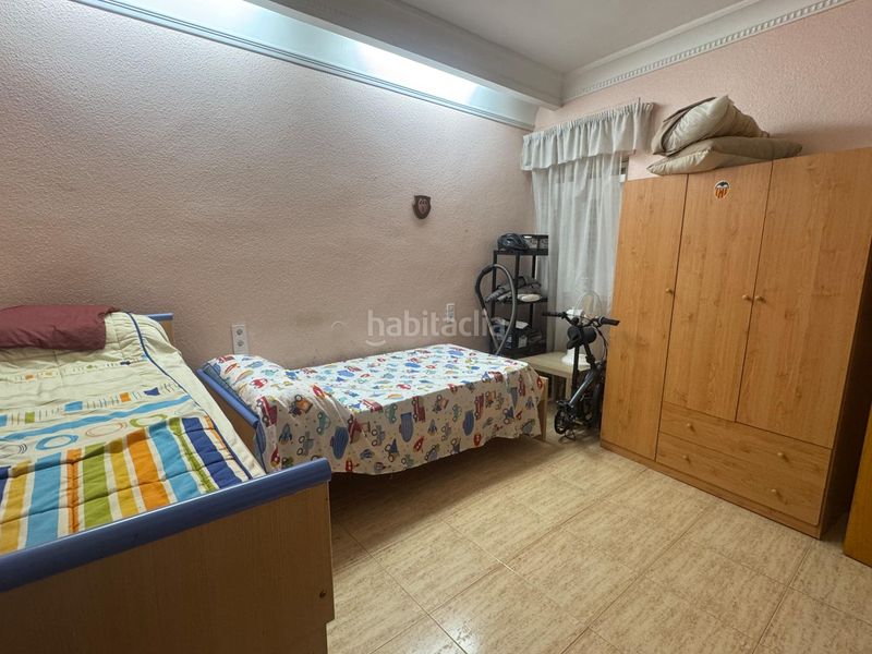 Foto 813d7bf0-3f0f-4d5b-bd19-6be538f3ae0a. Pis a Algemesí