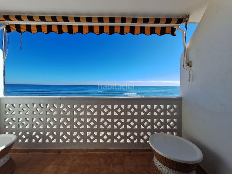 Apartamento cul147 apartamento de 82m2 en el edificio frentemar dEl Perellonet en Valencia