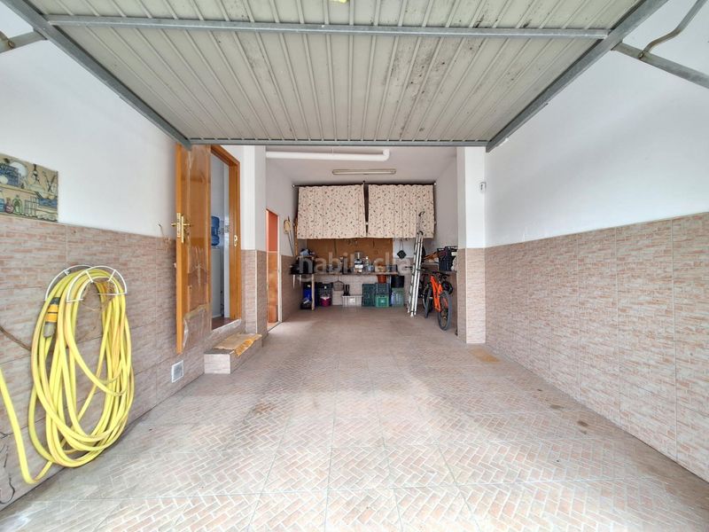 Foto 291fa2b6-77ef-4ea8-8920-556916c98b0e. Casa adossada a Polinyà de Xúquer