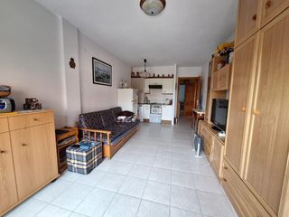 Apartment  Calle alberic, d'. Tav138  apartamento de 54m2 en el edificio marineros de tavernes