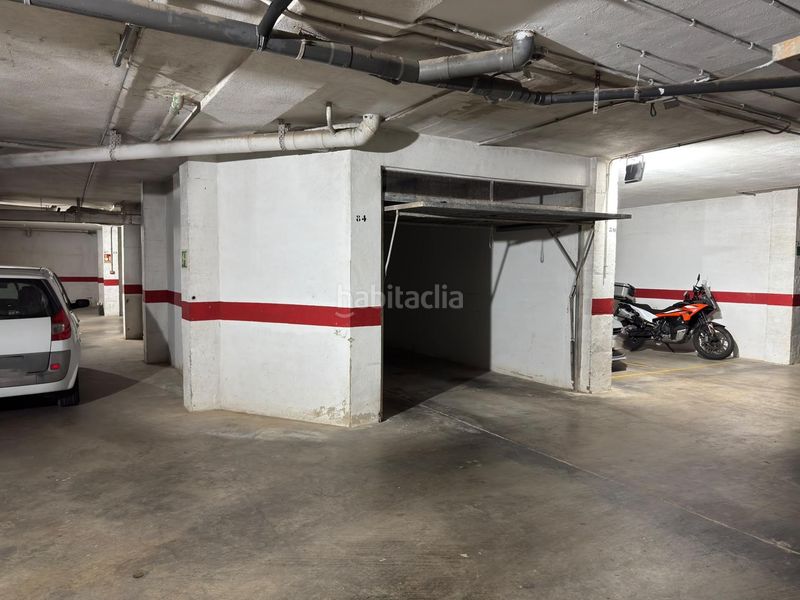 Foto ac76d924-cd21-48d1-8190-b07c64a7f7f7. Aparcament cotxe a Algemesí