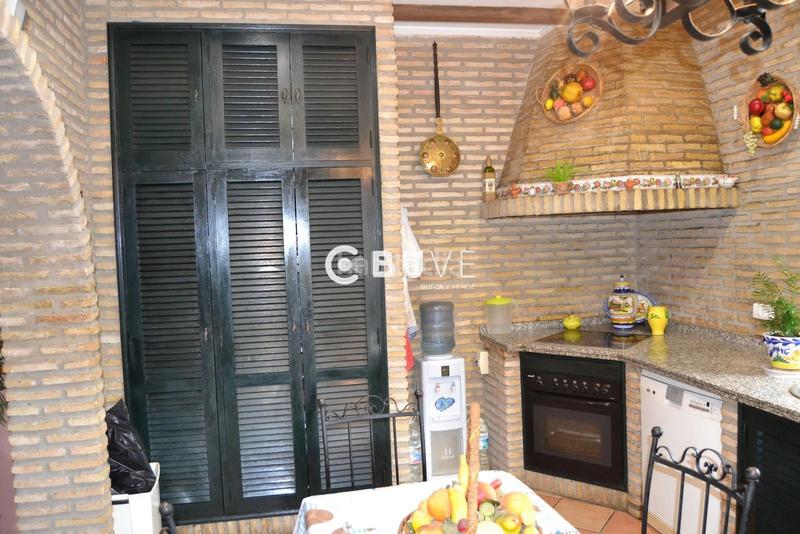 Foto e4cfa2aa-73ce-49b4-9ded-4a1d9cff9679. House with parking pool in Sanlúcar la Mayor