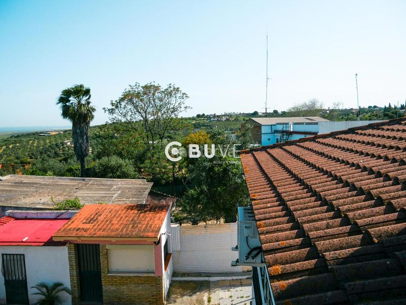 Foto ec1202ad-728b-4114-ae48-8a068dabb0ab. House with parking pool in Sanlúcar la Mayor