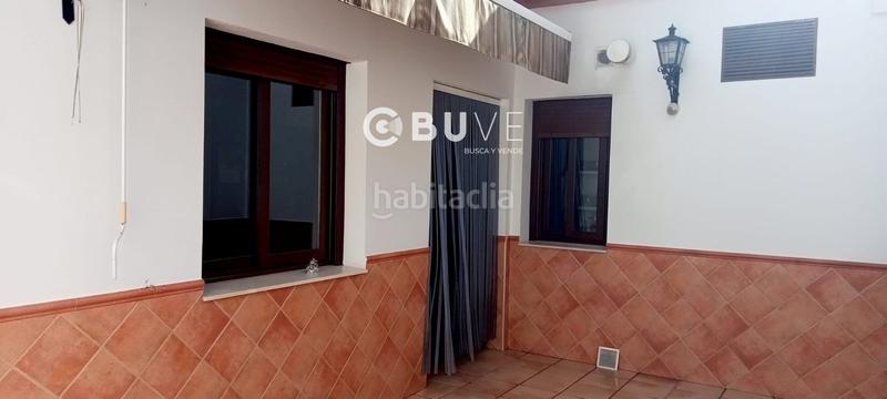 Foto 0b482176-13e9-4054-bf03-5e1520dd5f77. Casa adossada amb aparcament a Carlota (La)