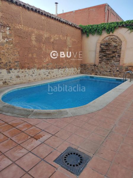 Foto 23e6c92b-4648-4667-a848-0d2298ba53d8. Casa amb calefacció aparcament piscina a Robledo (El)