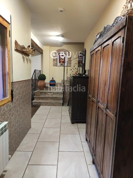 Foto bb77d687-dabc-4aae-879a-42b91fea0ccb. Casa amb calefacció aparcament piscina a Robledo (El)