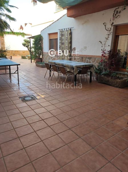 Foto c62b5dc6-6e5e-418d-9f08-b93efecb565b. Casa amb calefacció aparcament piscina a Robledo (El)