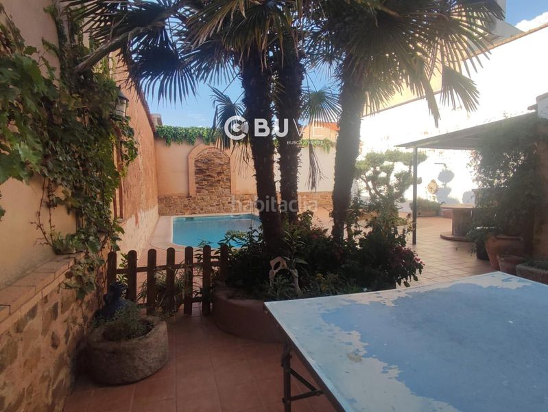 Foto c806ccce-6cfc-4e9c-bae7-710aa2dd3ae1. Casa amb calefacció aparcament piscina a Robledo (El)