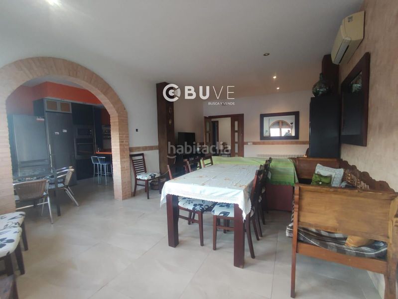 Foto f5626ed0-e41c-4897-a845-bc6fad0b044e. Casa amb calefacció aparcament piscina a Robledo (El)