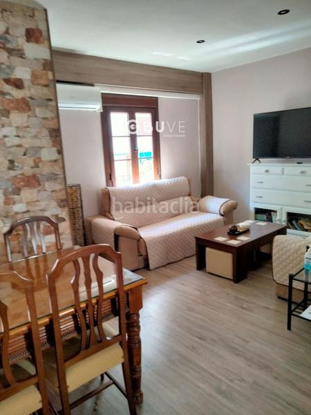 Foto d49ae499-e6a1-4662-8e08-46169fe993d4. Etagenwohnung mit heizung in Centro Ronda