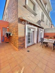 Maison à Nueva Almería - Cortijo Grande - Vega de Acá. Se vende  casa de 4 habitaciones en almería