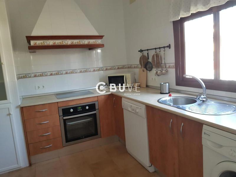 Foto 14b77300-3e7b-466f-9b8a-7fd5d38c6d12. Casa se vende chalet independiente en utrera en Palmar de Troya (El)