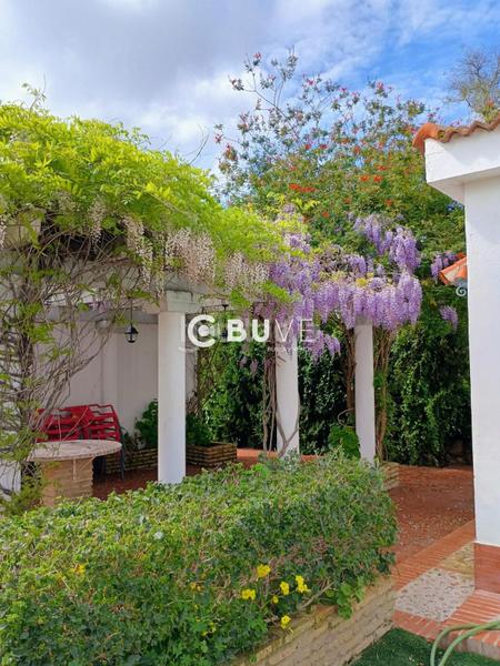 Foto 75775cae-e571-4ad8-b008-4120c9cefa91. Casa se vende chalet independiente en utrera en Palmar de Troya (El)