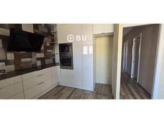 Etagenwohnung  Major. Se vende piso de 5 hab en almacelles