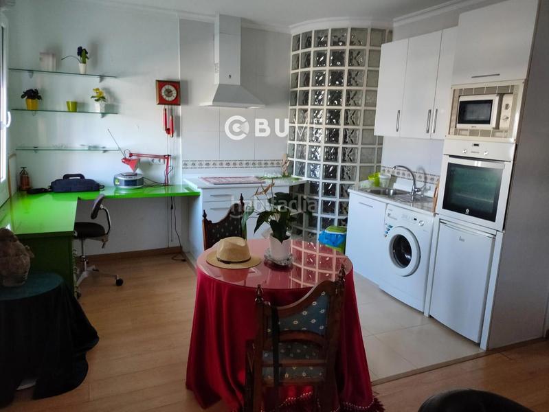 Foto 227bc7ca-c9ce-4478-abbe-42e20a5485e9. Maison jumelée avec parking dans Illa de Arousa (A)