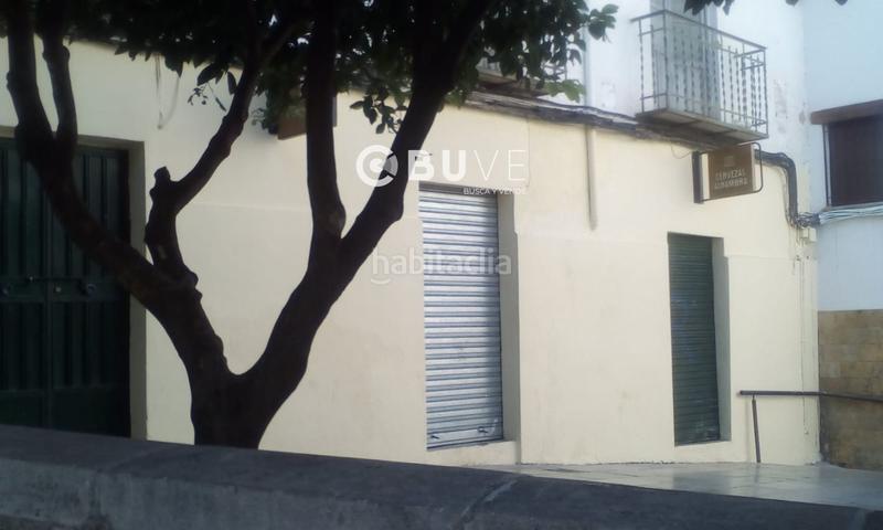Foto 197a6cf1-a4fe-466f-ba38-c6fea3c8892b. Edificio se vende casa de tres plantas en jaen en Jaén