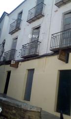 Edificio  Santo domingo,. Se vende casa de tres plantas en jaen