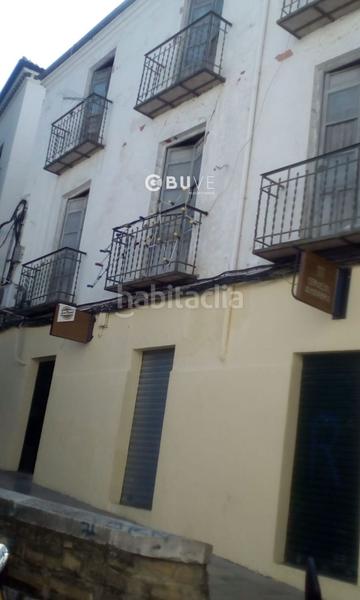 Foto 6883dbe2-5531-418a-a9a9-5e601ddb6e45. Edificio se vende casa de tres plantas en jaen en Jaén