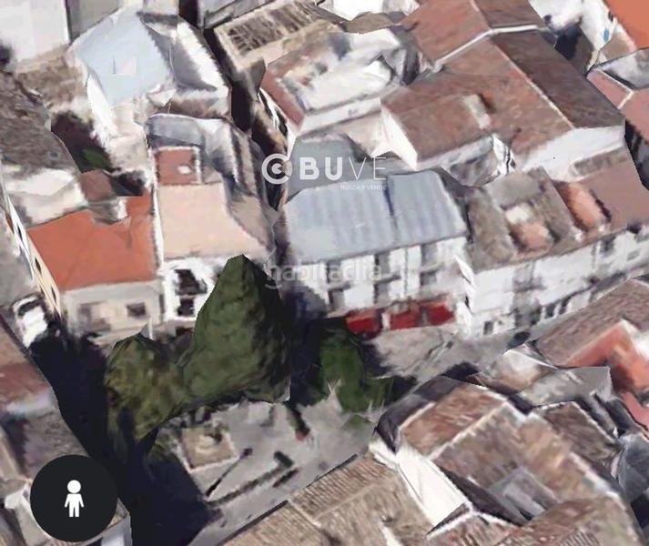 Foto 88e1d1db-6a8d-4930-b857-eef5eb5fa6b9. Edificio se vende casa de tres plantas en jaen en Jaén