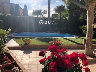 Haus  Viña lozano. Se vende casa de 5 hab en baeza, jaen