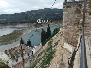 Maison  Ricardo pavon. Se vende casa de 3 plantas en iznajar, cordoba