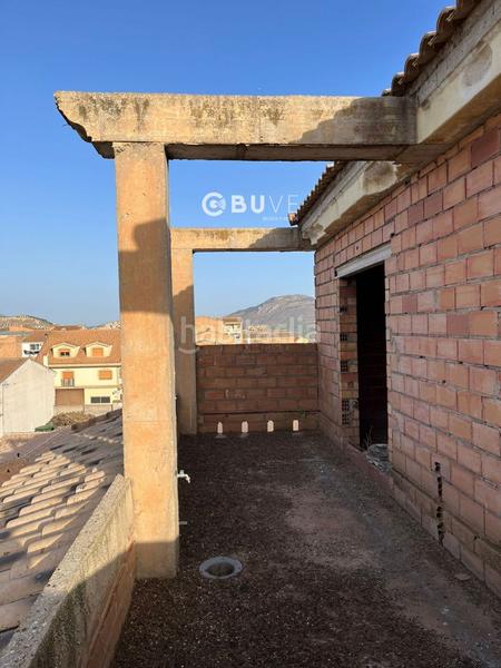 Foto 280de845-79b9-4fd2-963c-352822a71a4b. Haus mit parking in Salar