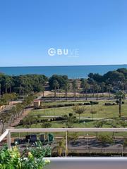 Piso  Central. Se vende piso de 2 hab en oropesa del mar , castellon