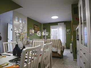 Maison jumelée  Avenida de las palmeras. Se vende casa de 4 habs 3 baños villanueva del ariscal sevilla