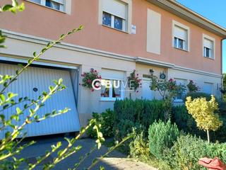 Xalet  De la bureda. Se vende chalet independiente en oña ,  burgos