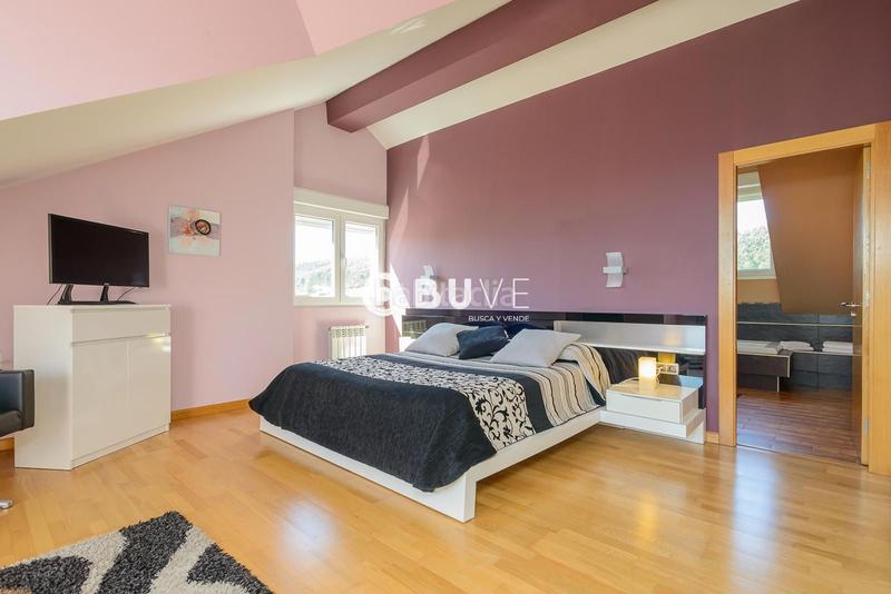 Foto 60ab7dbc-37c6-4574-b3c7-7462466e0471. Casa adosada se vende adosado en la playa en Santa María del Mar - El Puerto Castrillón