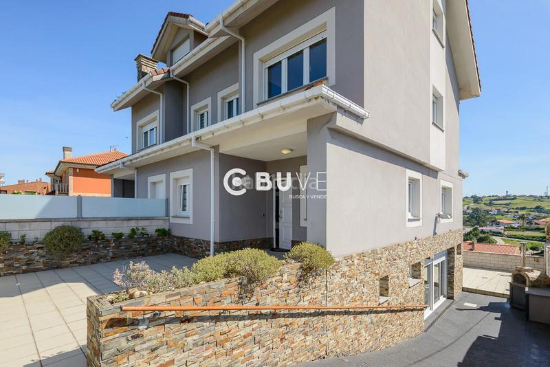 Foto e87e397d-e989-436d-827f-e3efa6babb97. Casa adosada se vende adosado en la playa en Santa María del Mar - El Puerto Castrillón