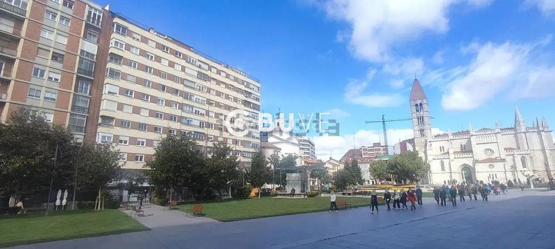 Foto b22a8f45-f4ff-453d-8394-b370eb58dfe9. Geschäftsraum in Centro Valladolid