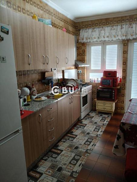 Foto 1f1376e3-aaf2-43cd-82df-b00a3707eb02. Piso se vende piso de 4 hab , granada en Baza