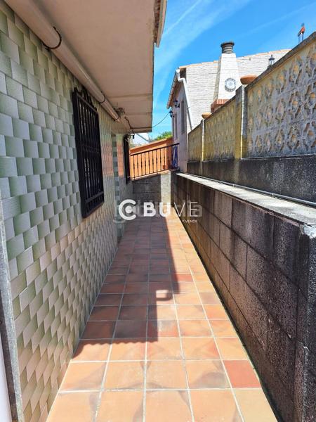 Foto 70c43627-4d89-4def-94dd-043a349bbc1d. Casa se vende casa en vilagarcia de arousa en O Carril Vilagarcía de Arousa