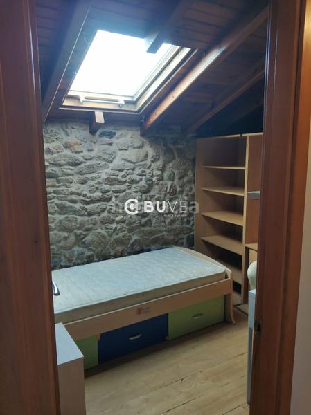 Foto ecb872b7-ebb7-4d65-812b-4c61adf63393. Maison dans Rois