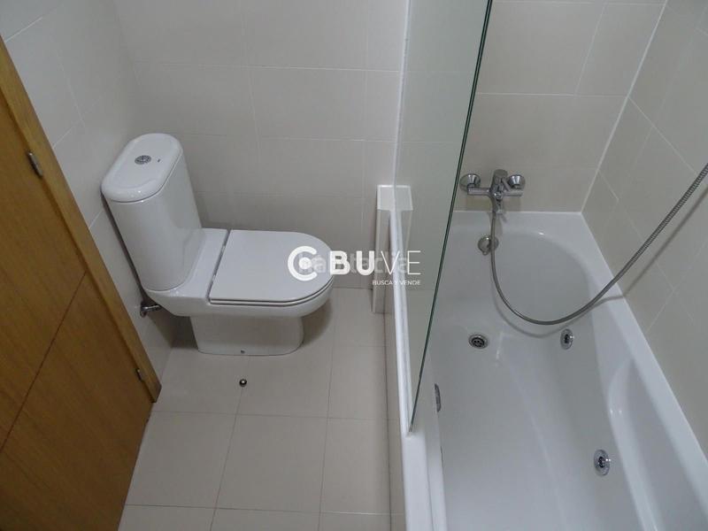 Foto 96e343f2-2dd9-4c62-97f2-d22926e26c60. Piso se vende piso de 2 hab en vilagarcia de arousa en Vilagarcía de Arousa