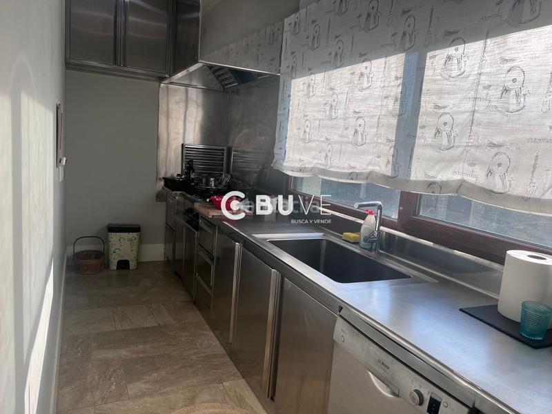 Foto 86d13ca0-c81c-4438-9305-71033bfe6e6f. Chalet se vende chalet independiente en pobra do caramiñal, a coruña en Pobra do Caramiñal (A)