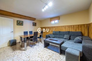 Xalet  Cerro alberche. Espectacular chalet independiente con dos viviendas, piscina y a
