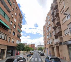 Pis a Aiora. Buve invest ofrece oportunidad de inversión piso en valencia bar