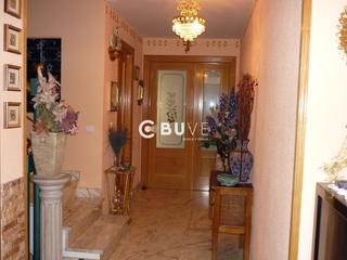 Casa adossada  Calle siega. Se vende chalet adosado en cisterniga, valladolid