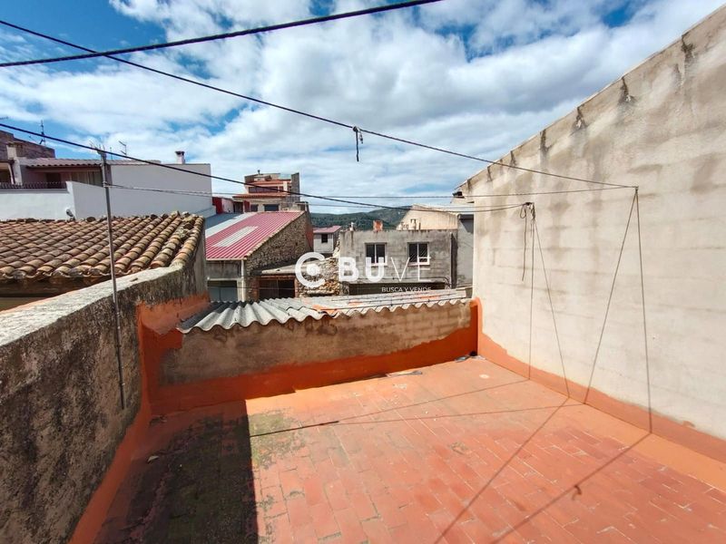 Foto b045ec4c-9c1c-4c00-add5-ac03ee712709. Casa amb calefacció aparcament a Tírig