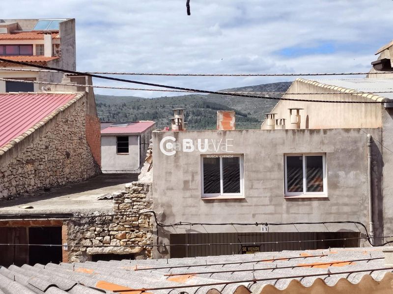 Foto eeac2391-d25a-4b44-a7dc-bc82e65af1f0. Casa amb calefacció aparcament a Tírig
