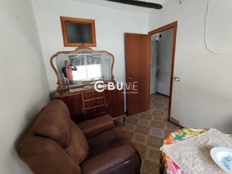 Foto ff1b414d-62c1-4acc-b93b-0d3506f1e300. Casa amb calefacció aparcament a Tírig