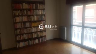 Appartement  Regimiento de toledo. Se vende piso de 4 hab en zamora