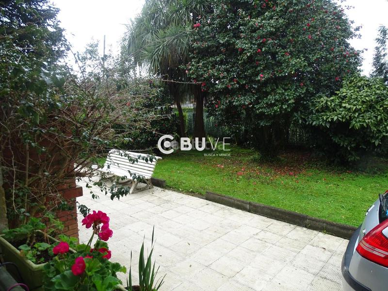 Foto 192b45f4-4280-4a7a-8cf0-81430518e5c8. Xalet amb calefacció aparcament a área de Ames Ames